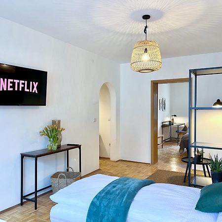 Sapphire Apartment: Free Parking + Netflix + Bathtub Essen Exterior foto